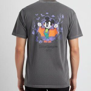 Disney Magic Kingdom Halloween‎ Party 2023 Vampire Mickey T-Shirt Unisex XL Gray
